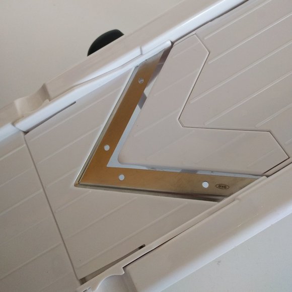 SOLD - OXO - Mandolin slicer - Picture 3 of 12